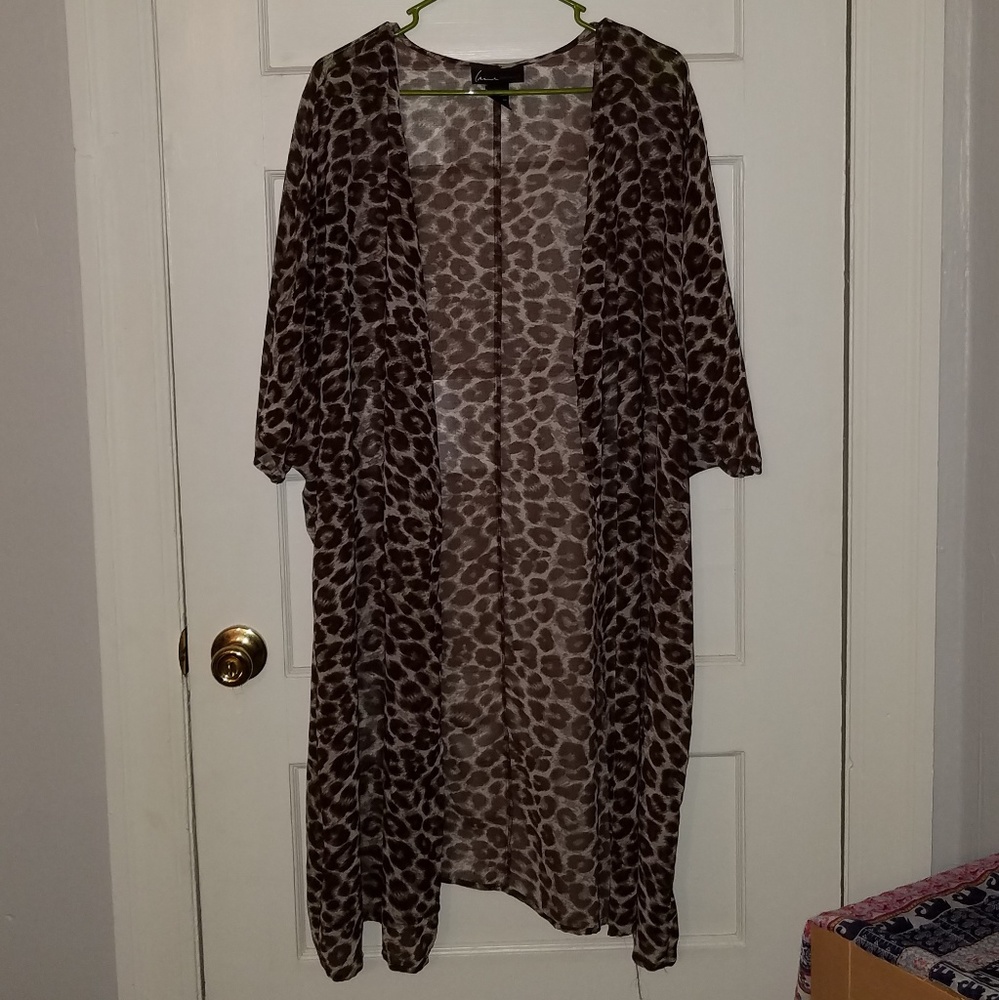 Leopard print sheer kimono!